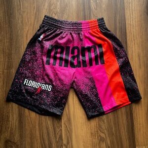 Mitchell & Ness Miami Floridians Basketball Shorts. Size Medium
